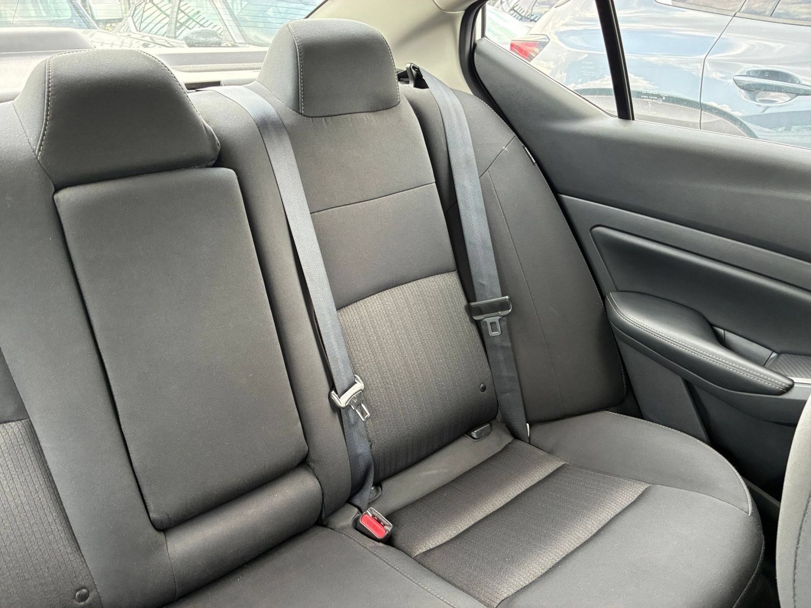 Used 2025 Nissan Altima 2.5 SV FWD image 35
