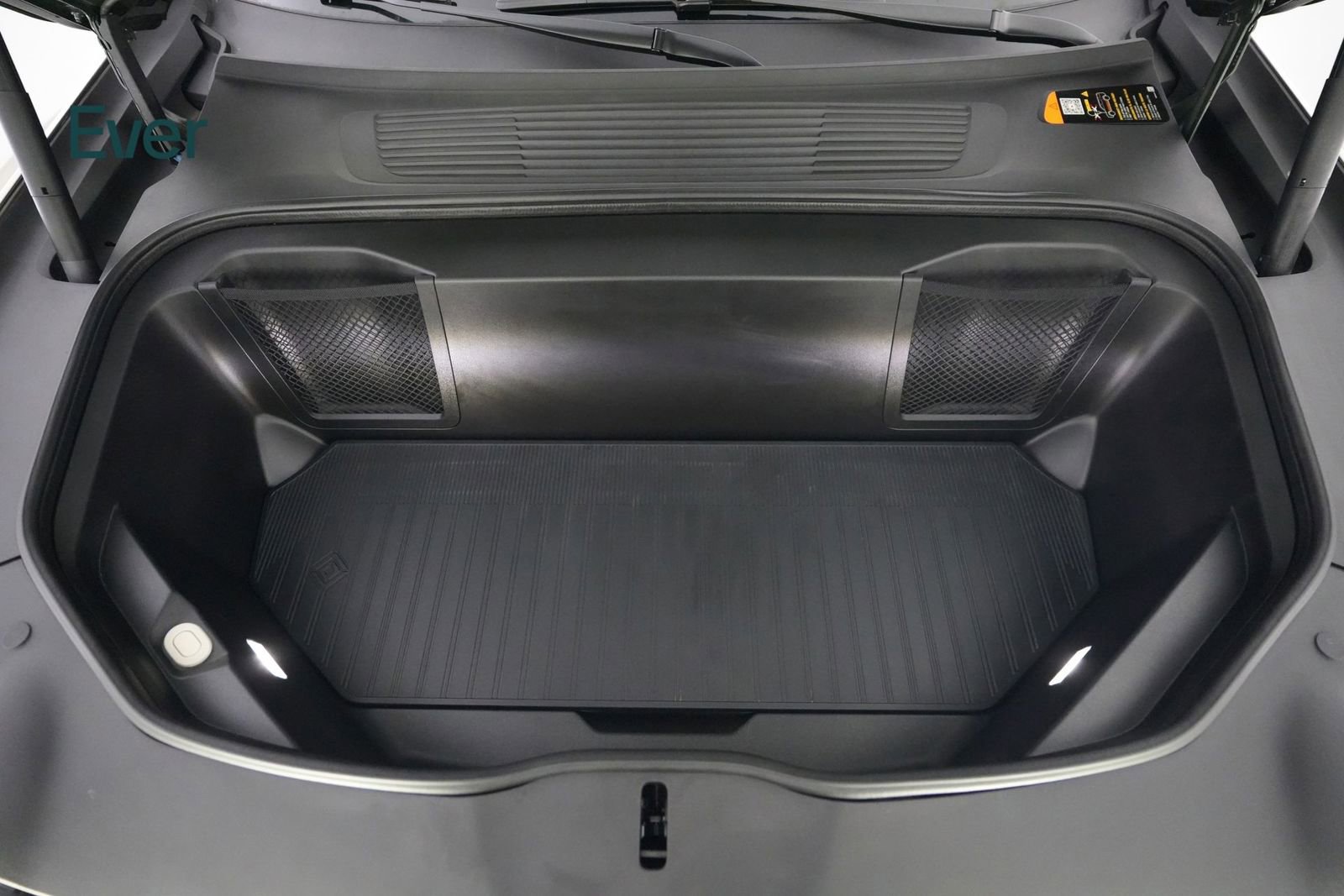 Used 2025 Rivian R1S Adventure image 27