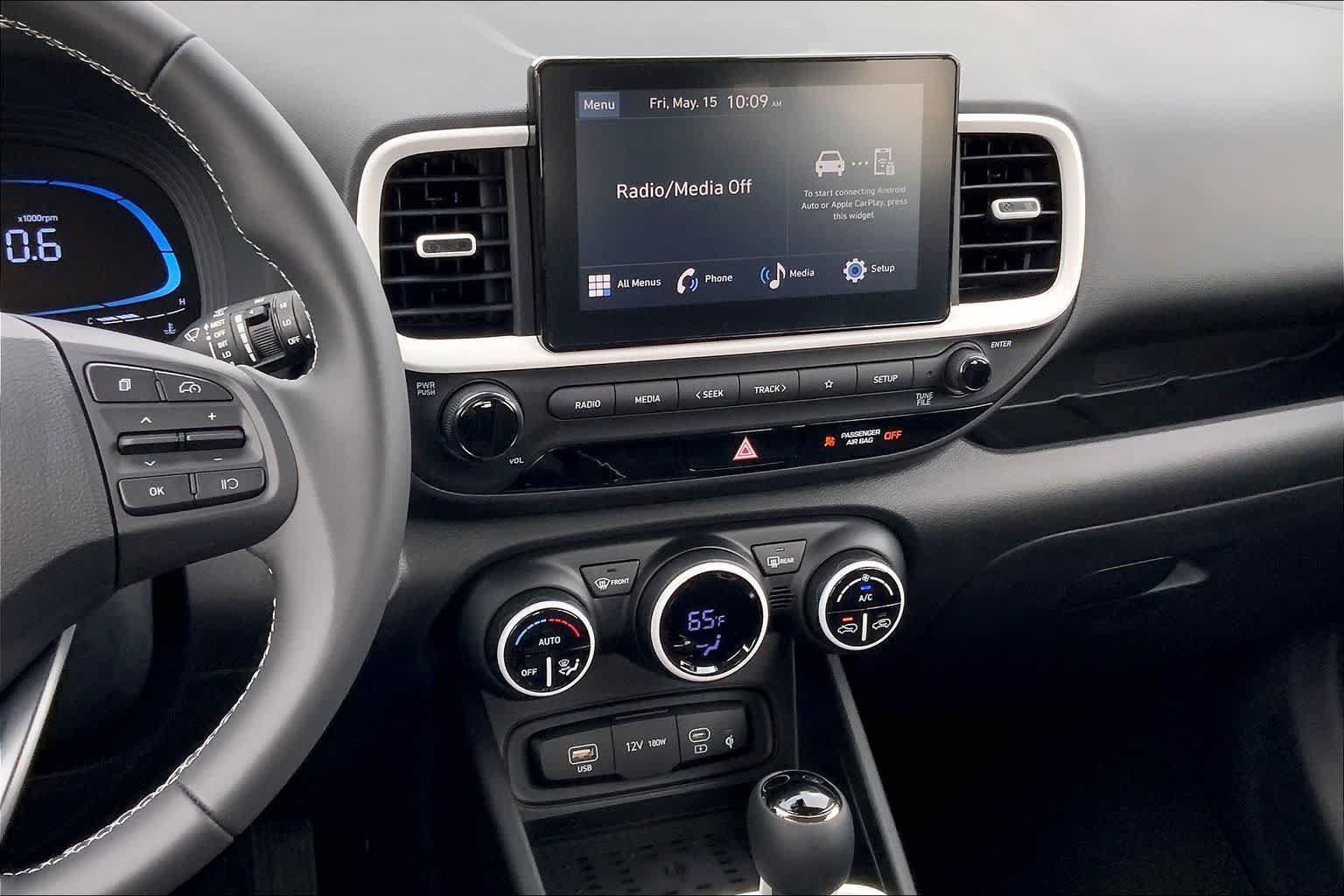 New 2026 Hyundai Venue SEL FWD image 6