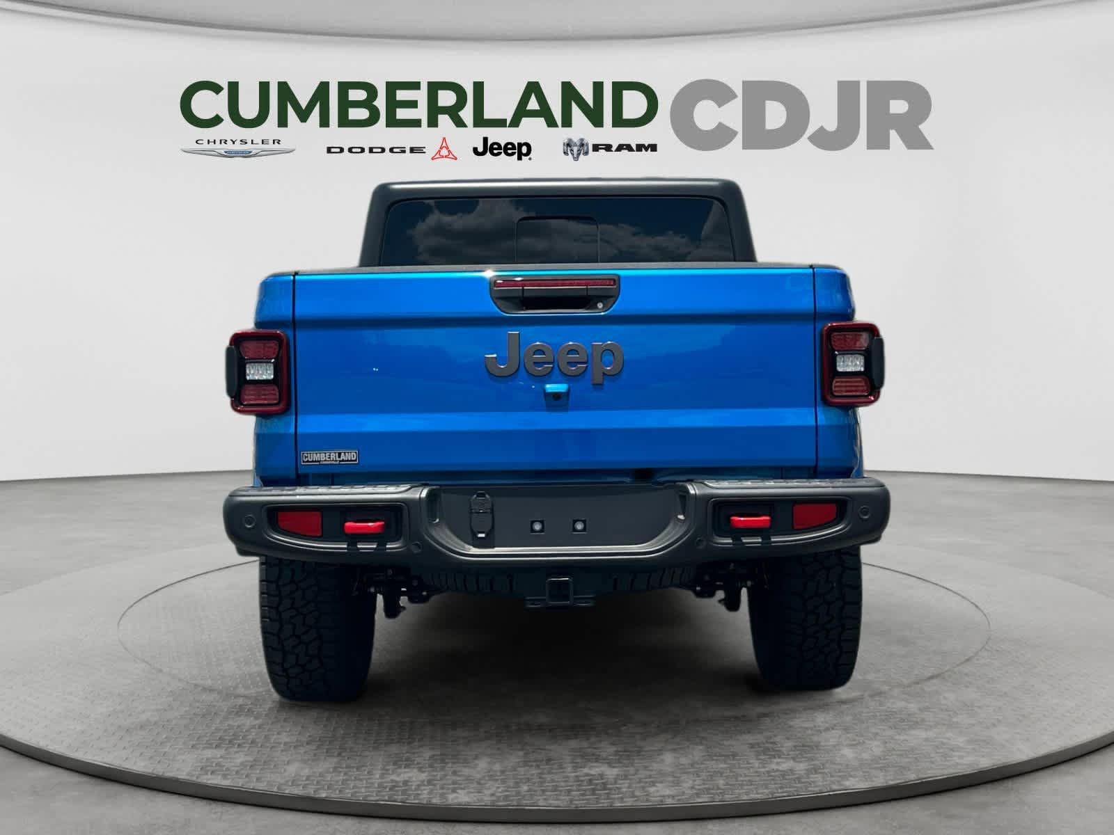 New 2025 Jeep Gladiator Rubicon w/ Safety Group AWD/4WD image 5