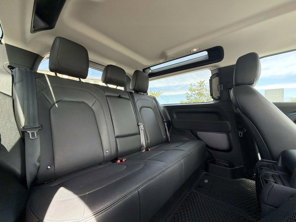Used 2023 Land Rover Defender 90 S AWD/4WD image 15