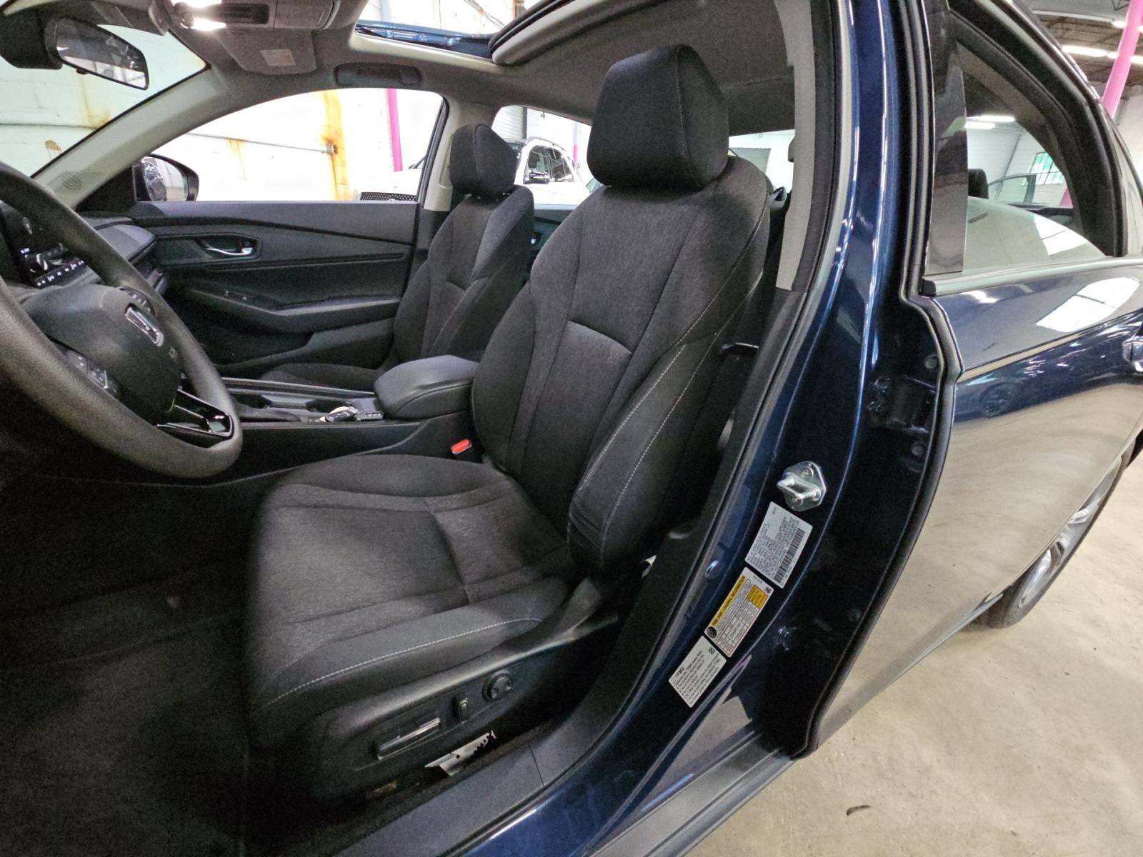 Used 2023 Honda Accord EX image 6