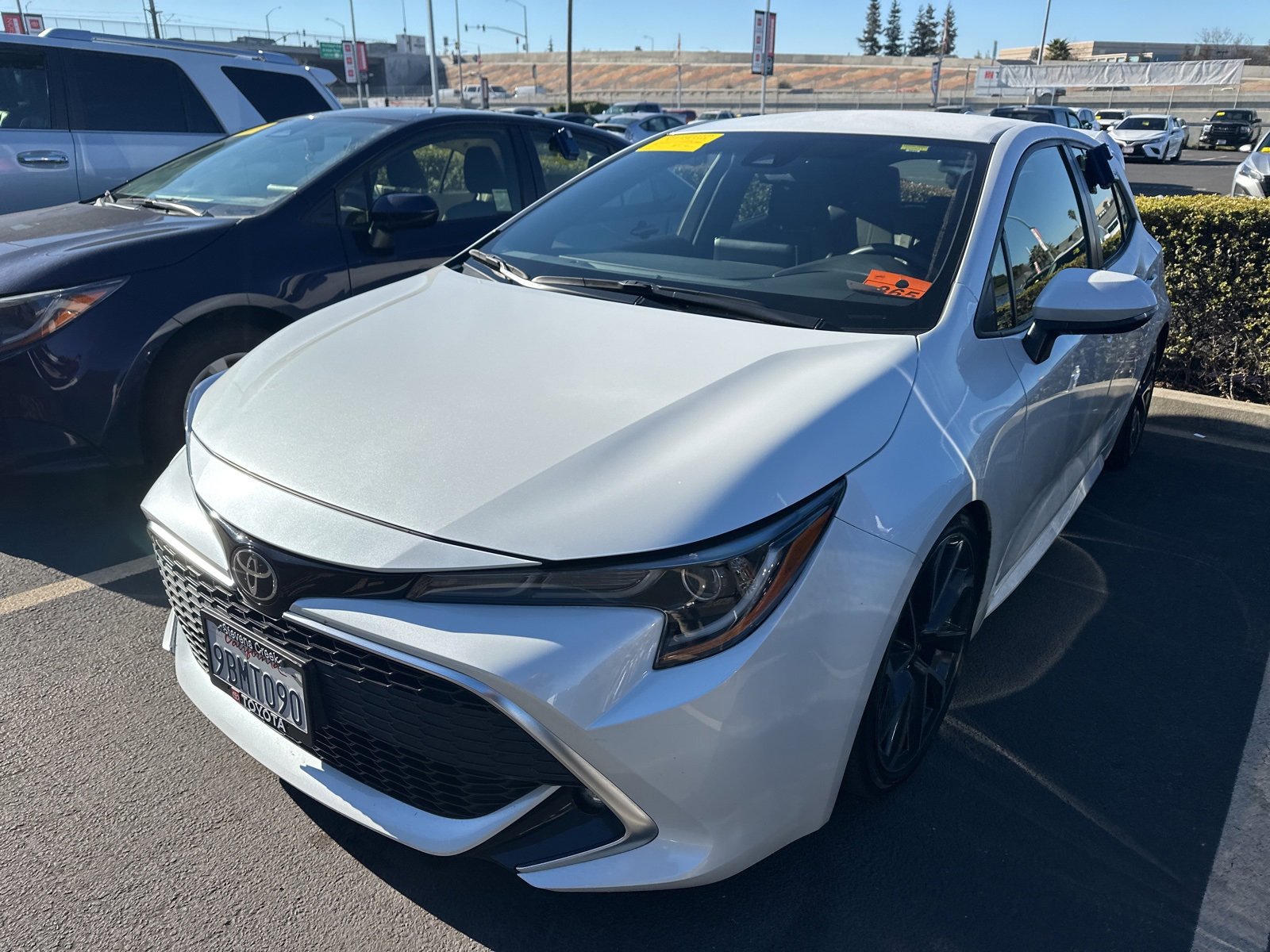 Used 2022 Toyota Corolla XSE image 2