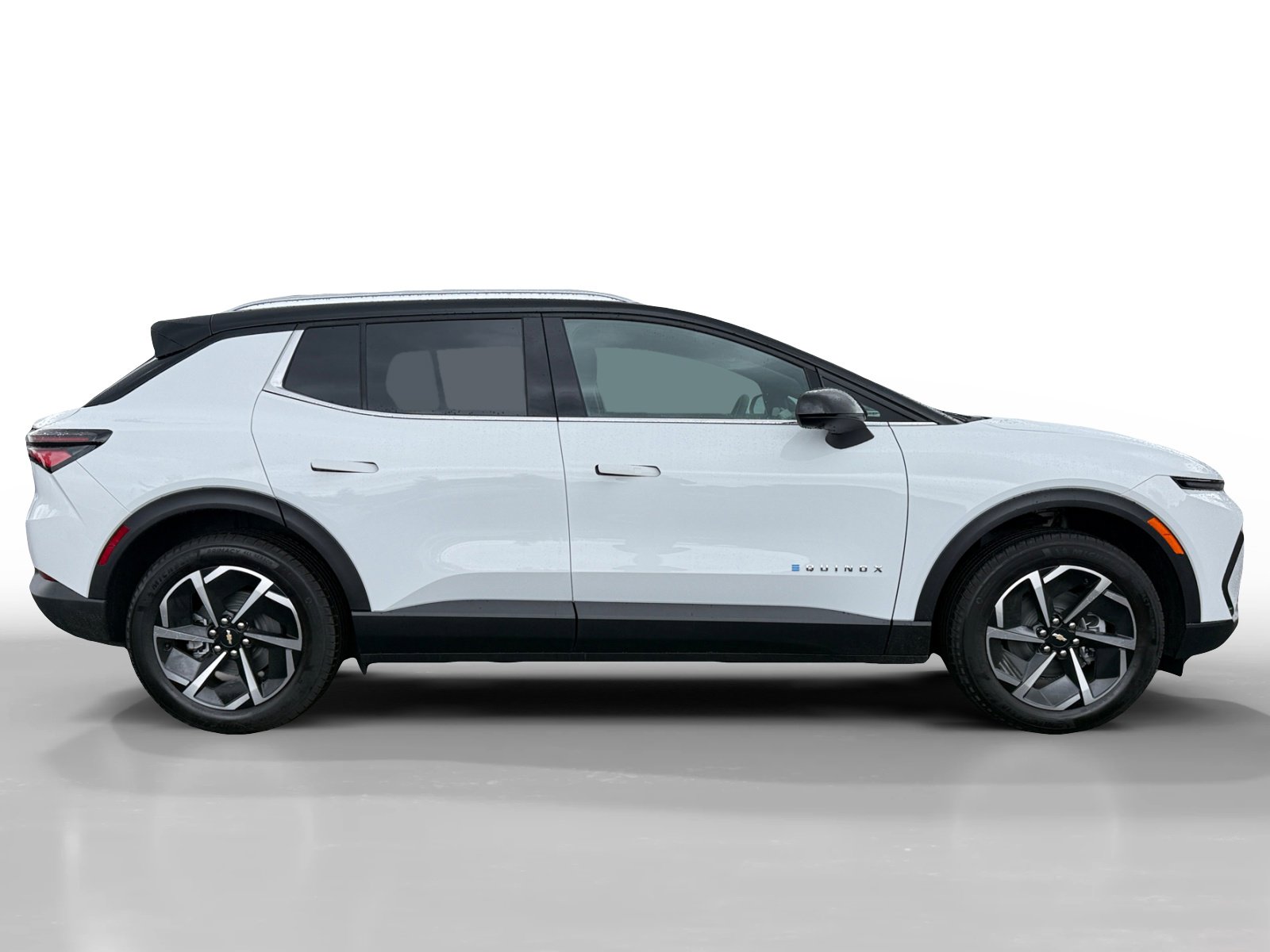 New 2026 Chevrolet Equinox EV LT image 6