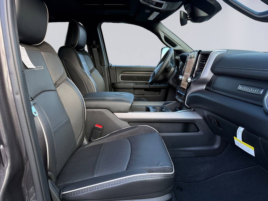 New 2026 RAM 3500 Laramie w/ Towing Technology Group image 17