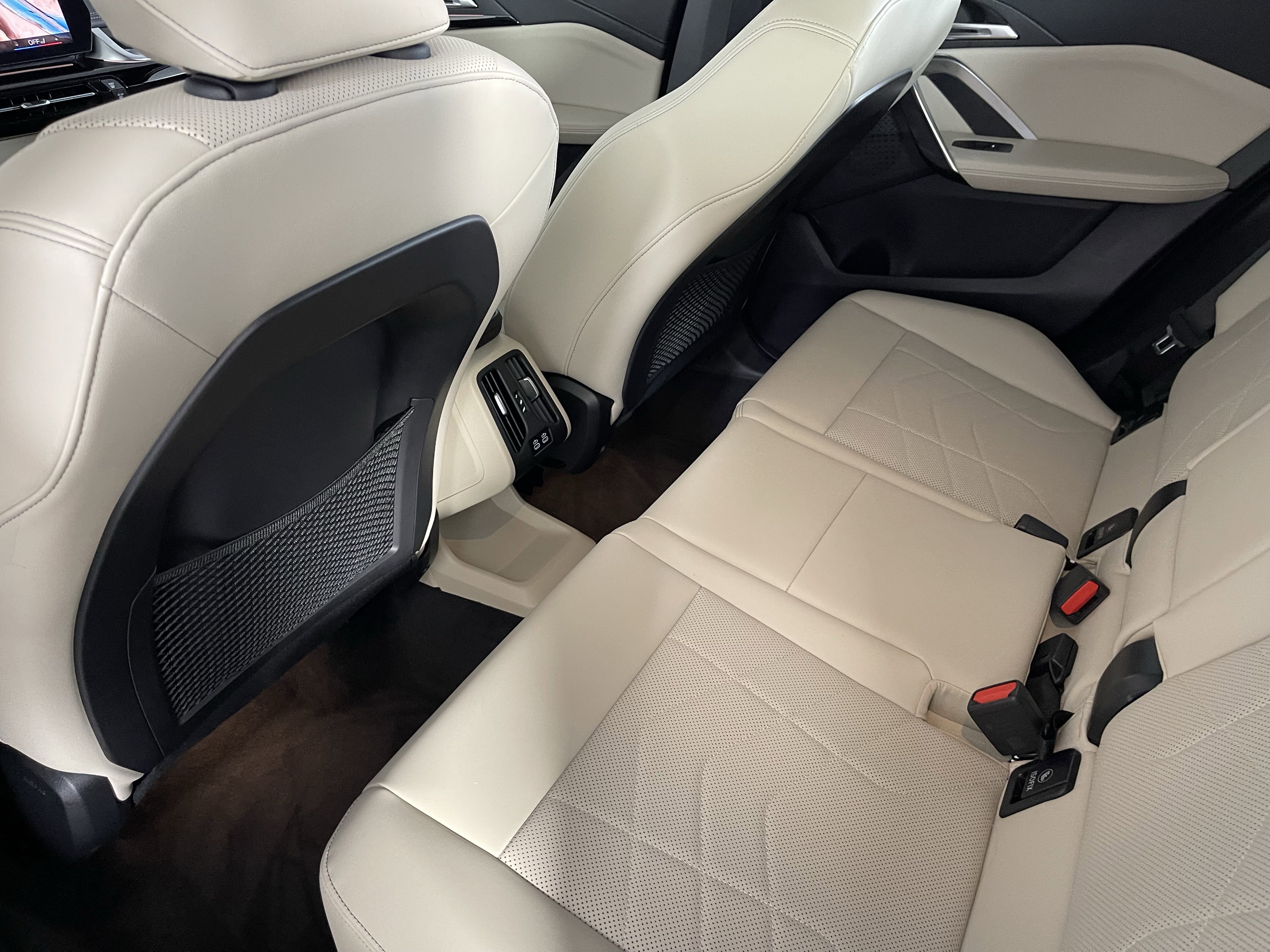 Certified 2024 BMW X1 xDrive28i w/ Technology Package image 16