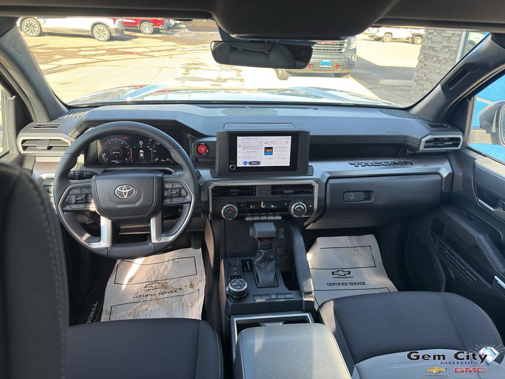Used 2024 Toyota Tacoma TRD Off-Road image 14