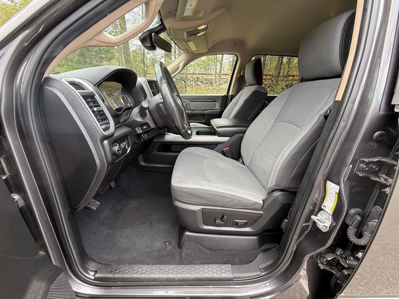 Used 2019 RAM 2500 Big Horn AWD/4WD image 14