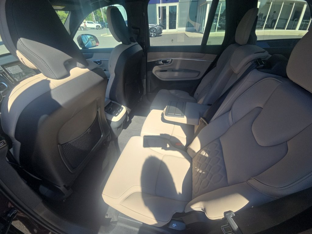 Certified 2026 Volvo XC90 B6 Plus AWD/4WD image 8