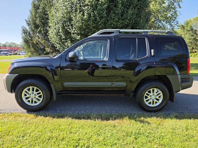 Used 2015 Nissan Xterra S AWD/4WD image 1