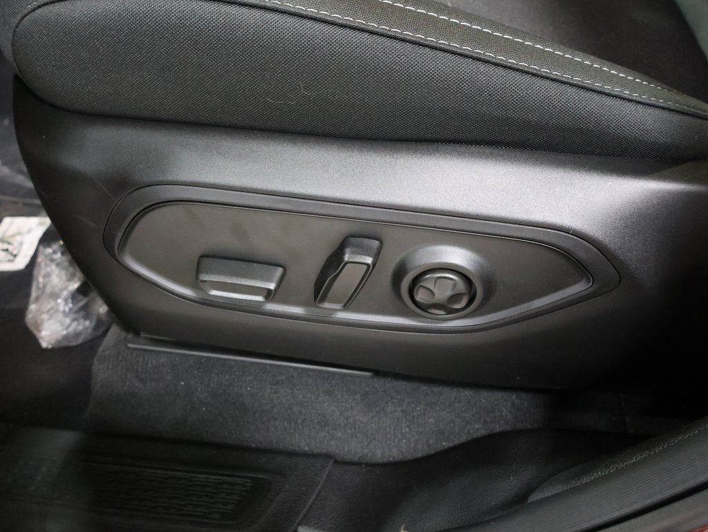 New 2025 Jeep Grand Cherokee L Laredo w/ Luxury Tech Group I image 12