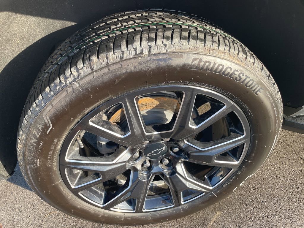 Used 2024 Chevrolet Tahoe Premier image 12