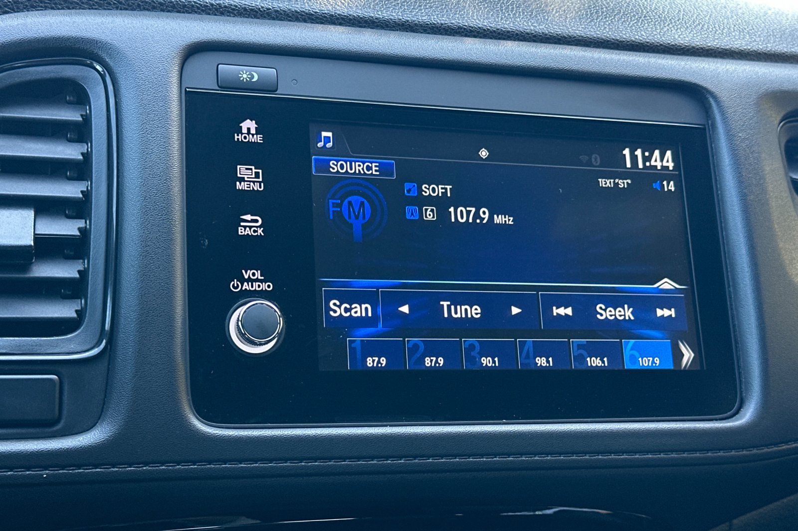 Certified 2022 Honda HR-V Sport image 18
