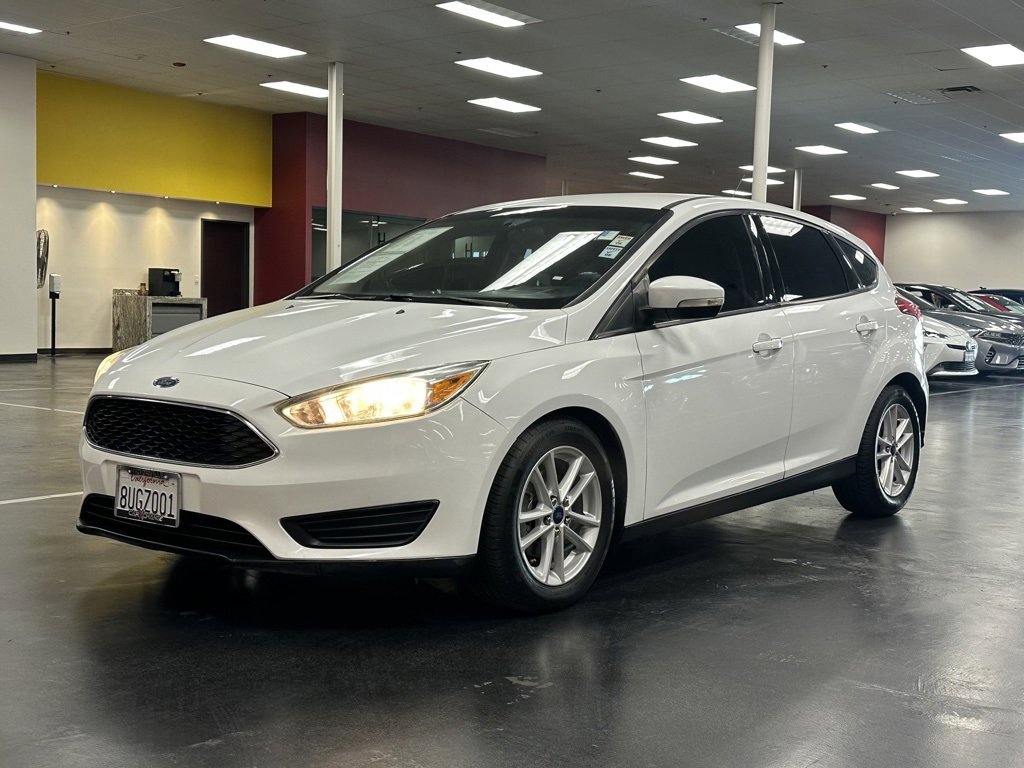 Used 2017 Ford Focus SE image 3