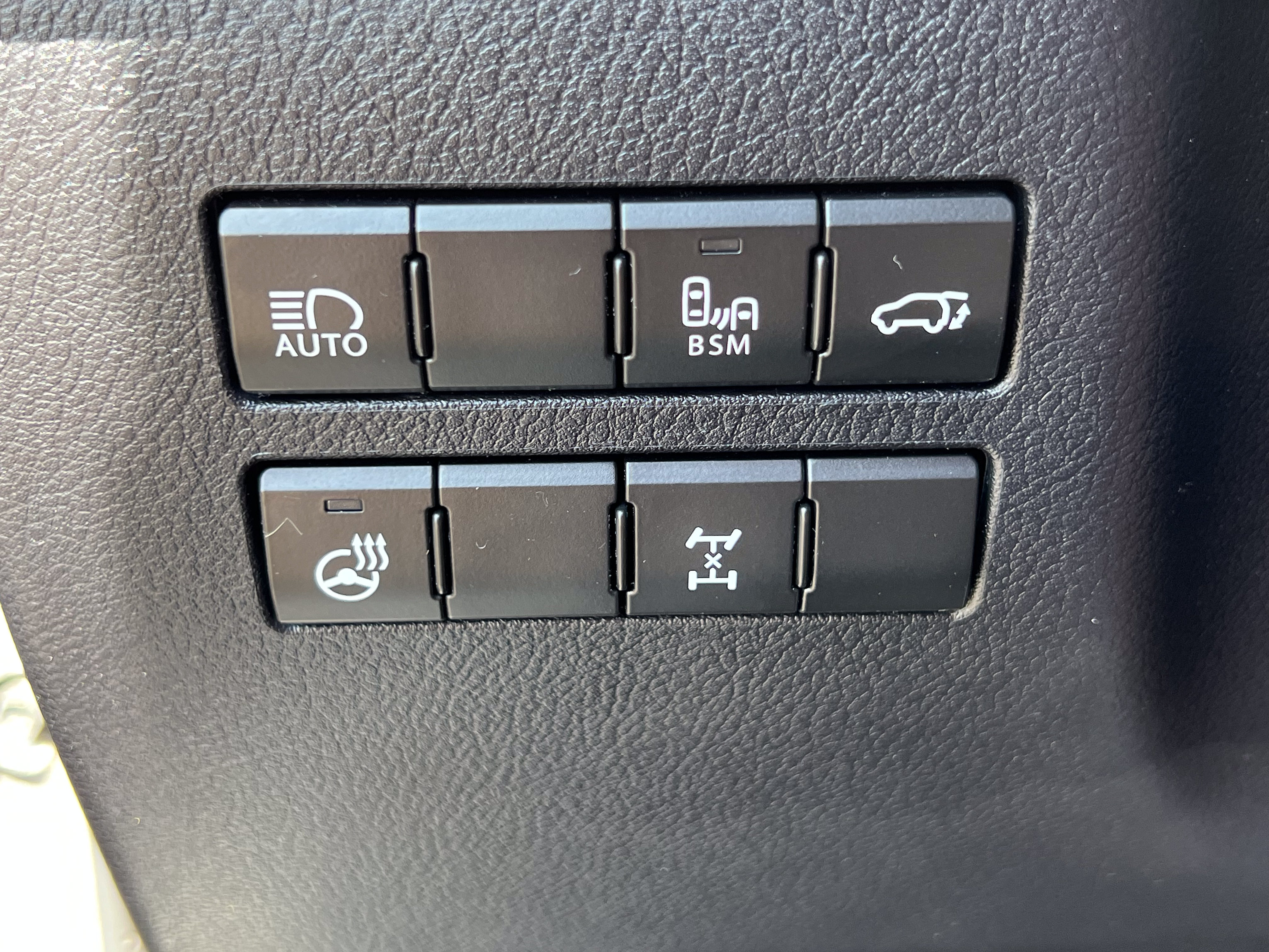 Used 2018 Lexus NX 300 AWD w/ Luxury Package image 17