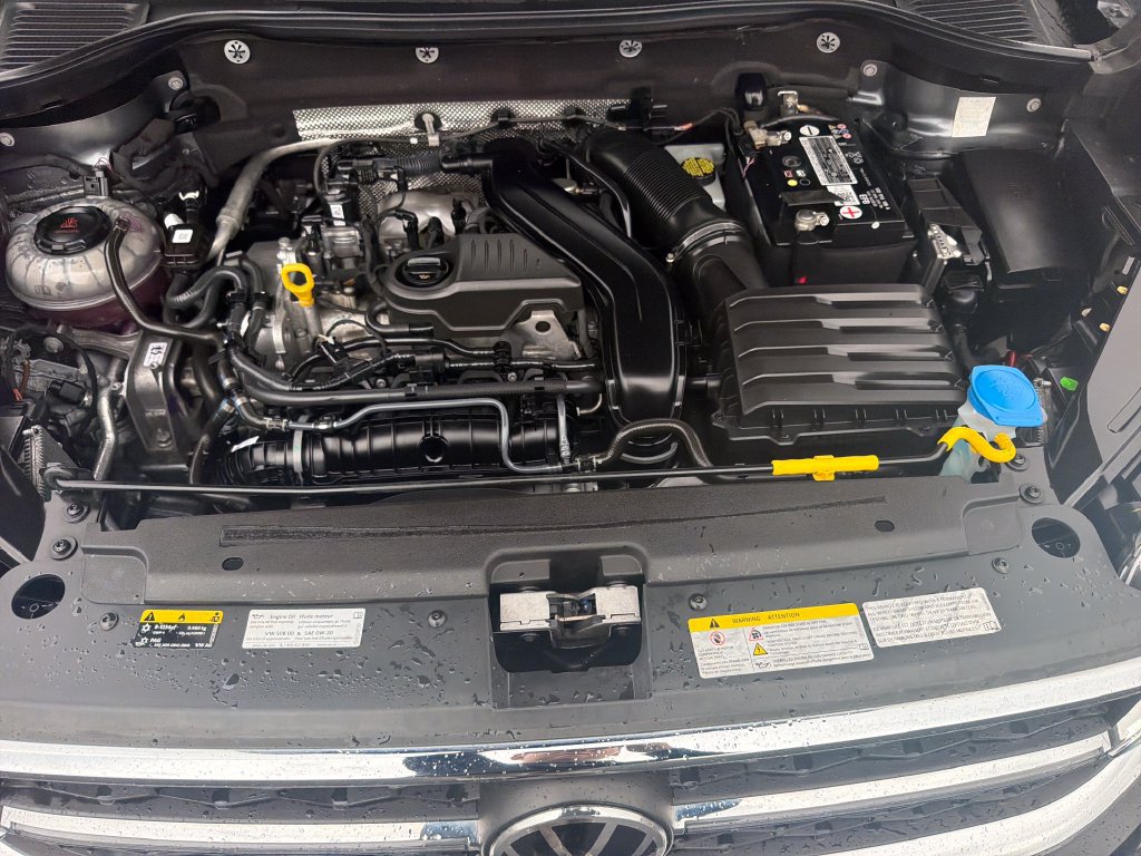 Certified 2022 Volkswagen Taos SEL AWD/4WD image 30