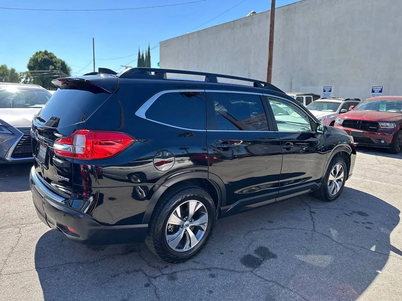 Used 2019 Subaru Ascent Premium image 25
