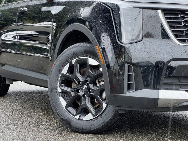 Used 2024 Kia Sorento S image 2