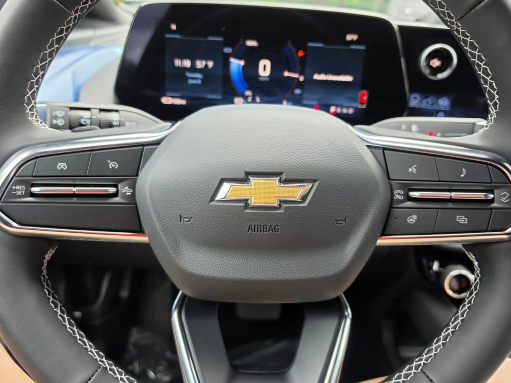 New 2026 Chevrolet Equinox EV LT AWD/4WD image 23