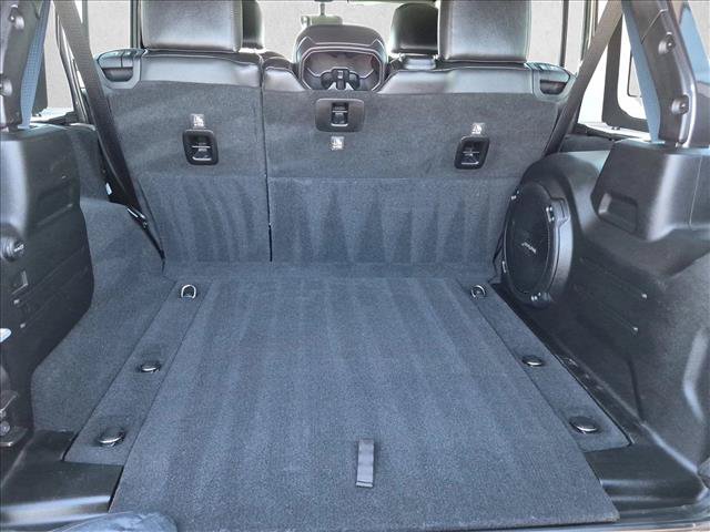 Used 2018 Jeep Wrangler Unlimited Rubicon AWD/4WD image 6