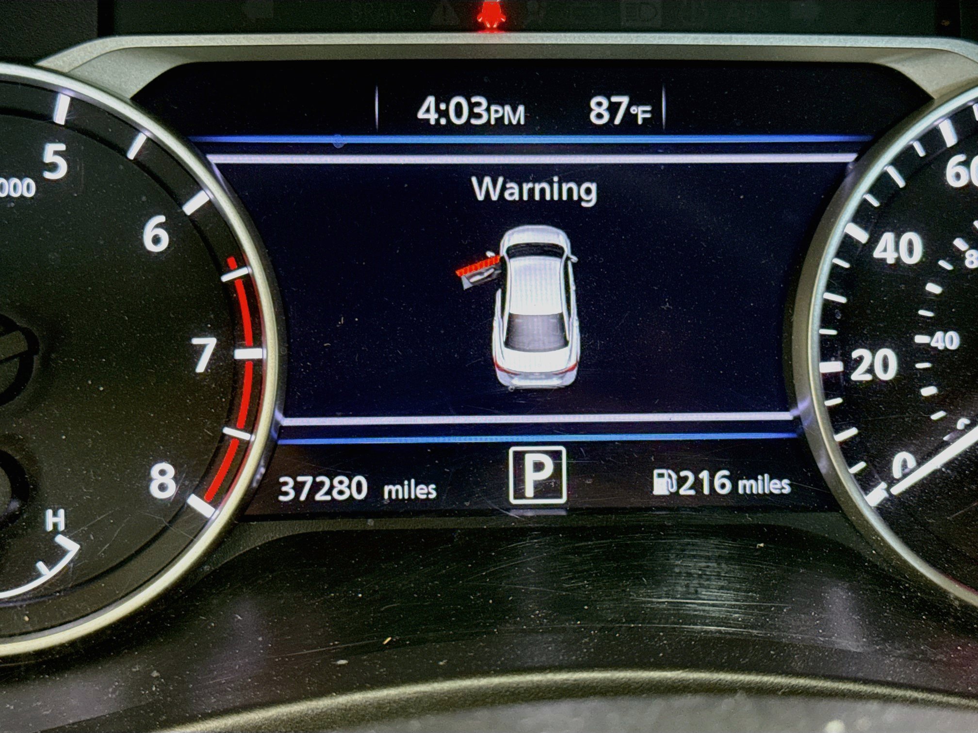 Used 2025 Nissan Sentra SR FWD image 19