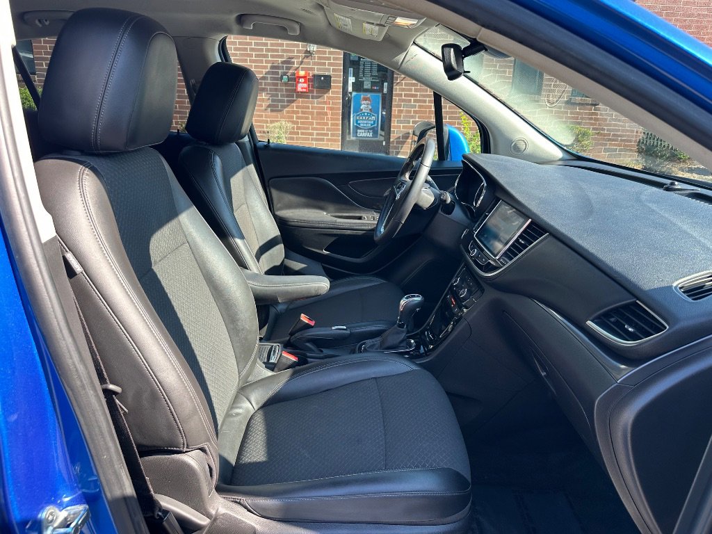 Used 2018 Buick Encore Preferred FWD image 17