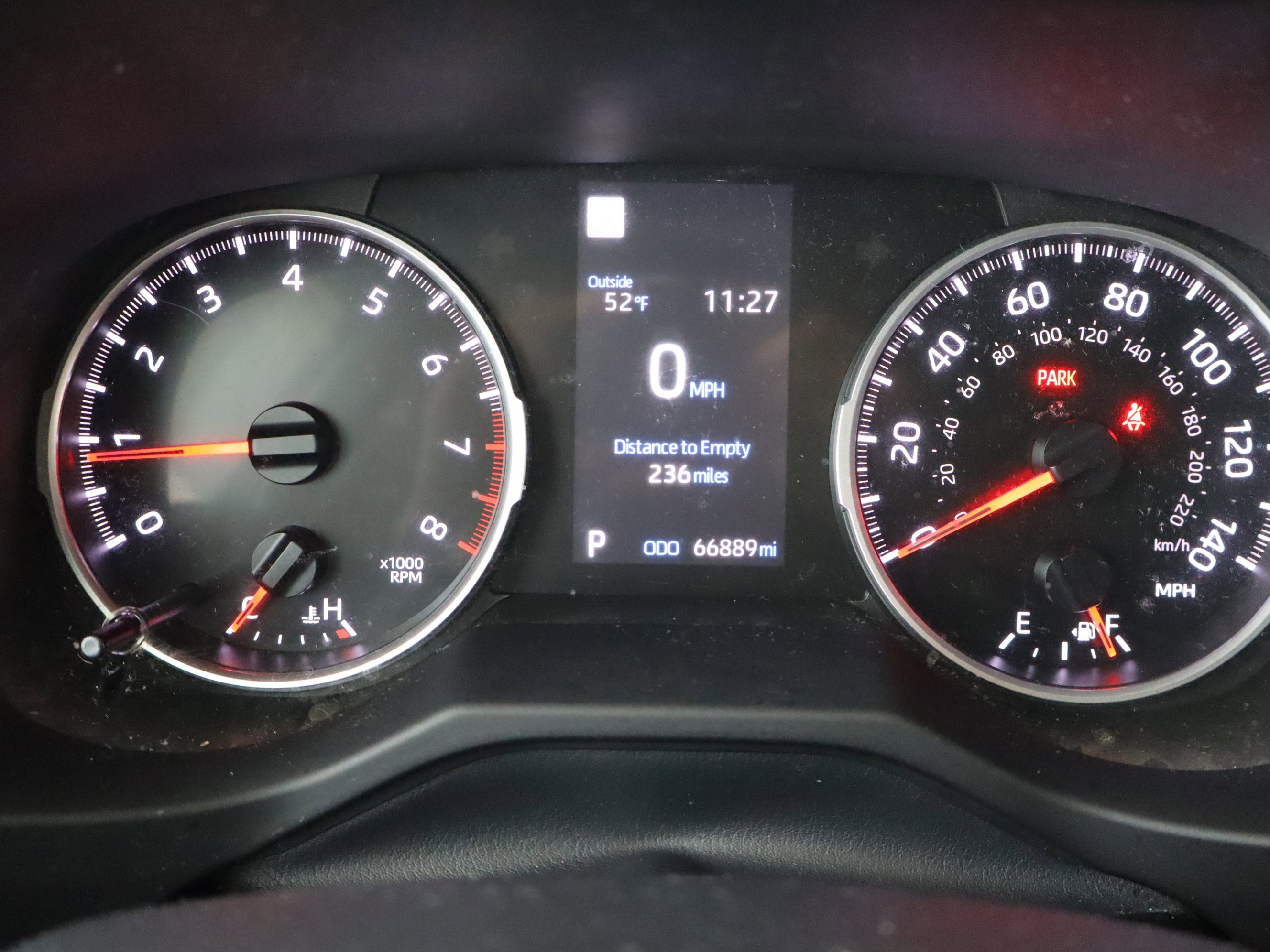 Used 2022 Toyota RAV4 LE image 23