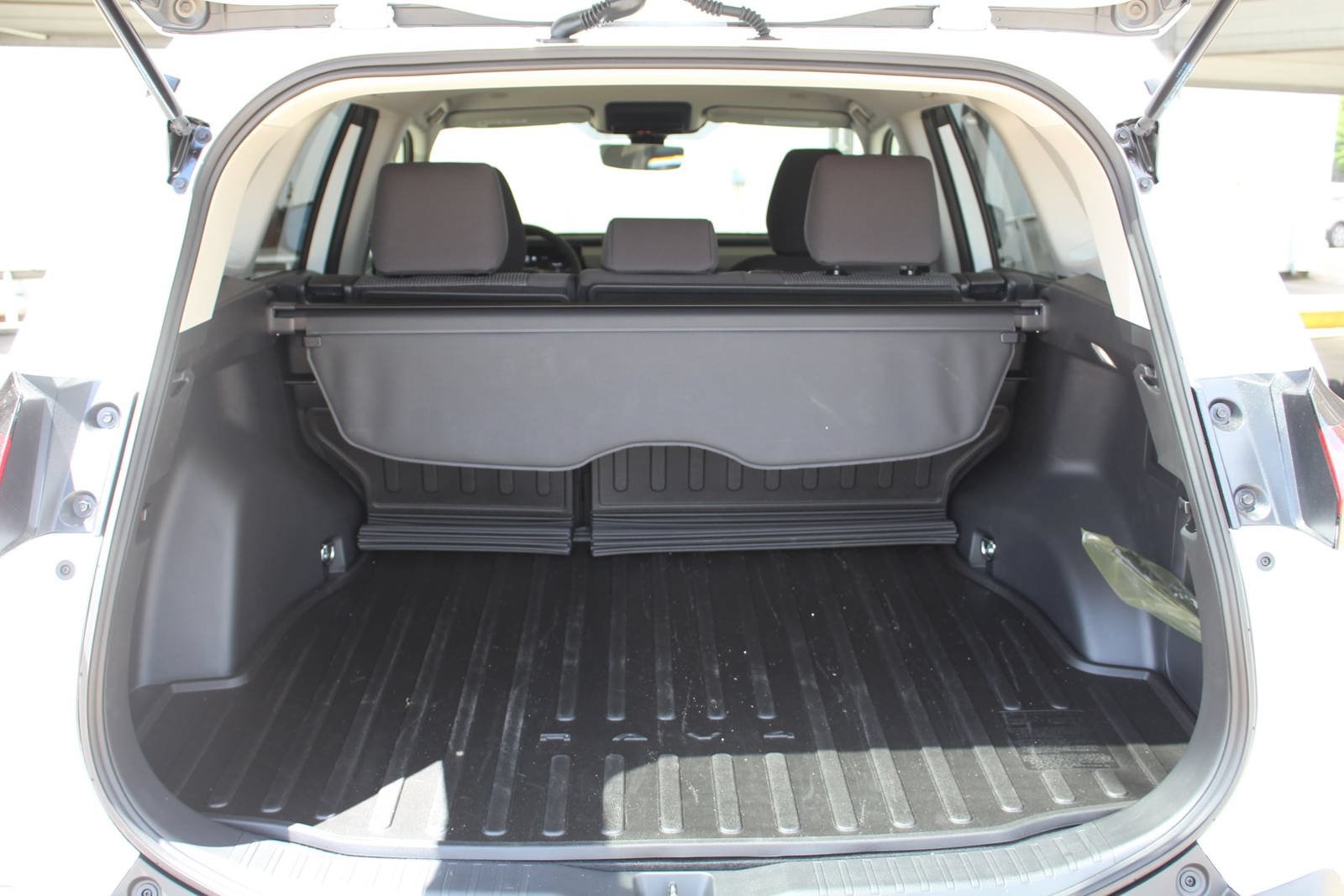 Used 2026 Toyota RAV4 LE FWD image 22