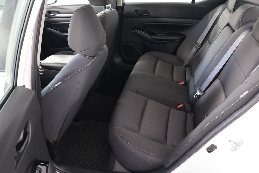 Used 2023 Nissan Altima 2.5 SV FWD image 19