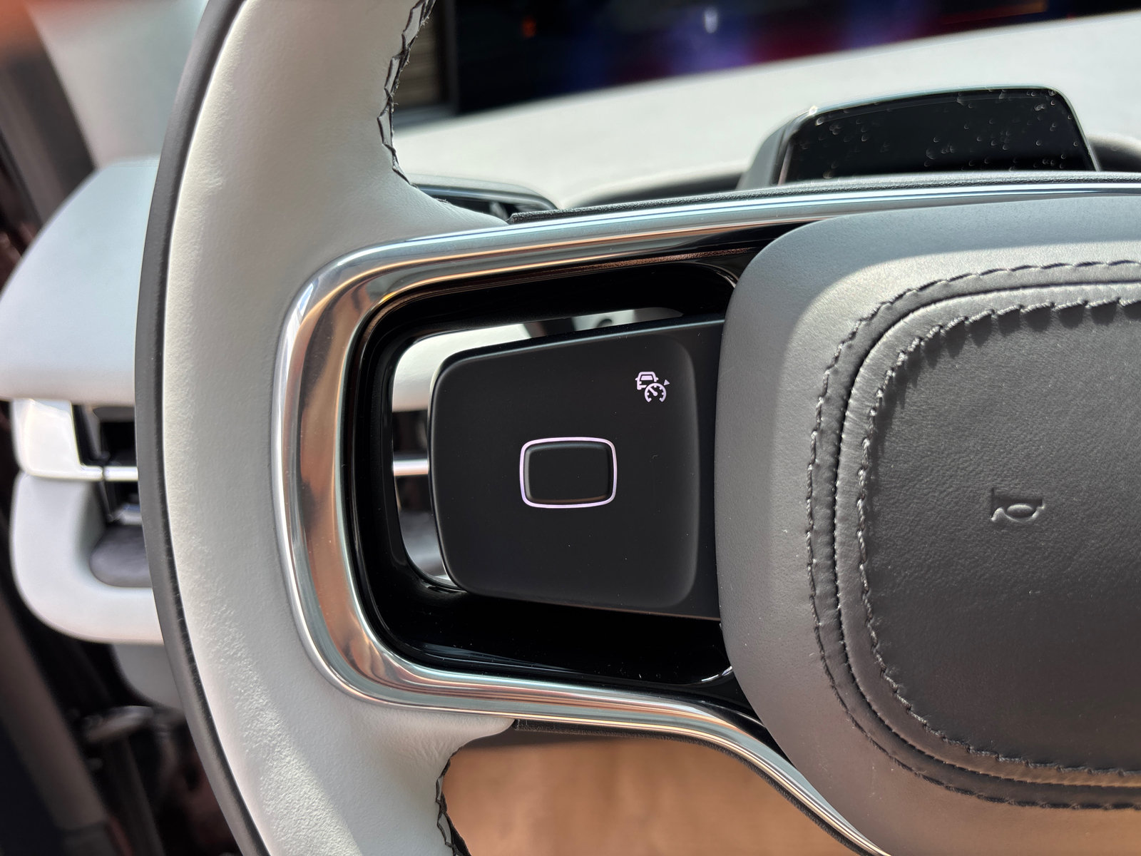 New 2027 Lincoln Navigator Black Label AWD/4WD image 16