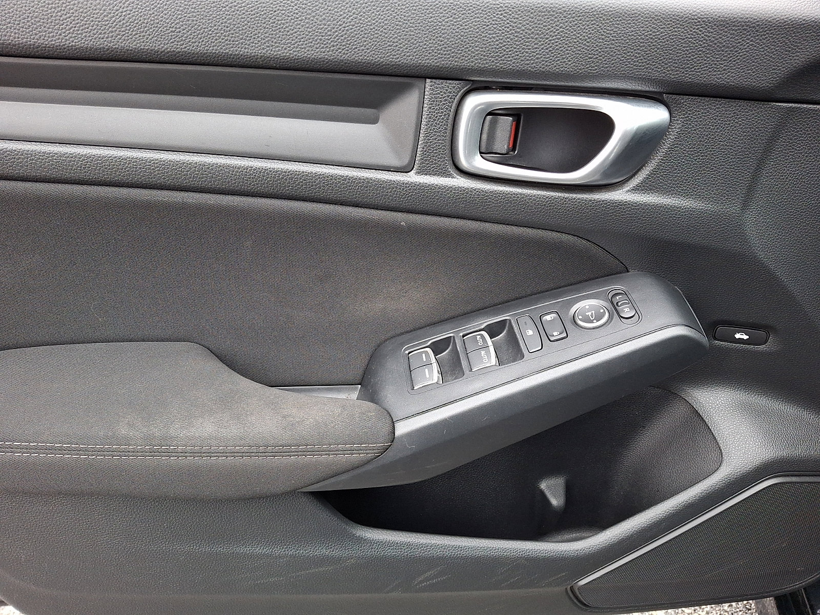 Used 2023 Honda Civic Sport image 12