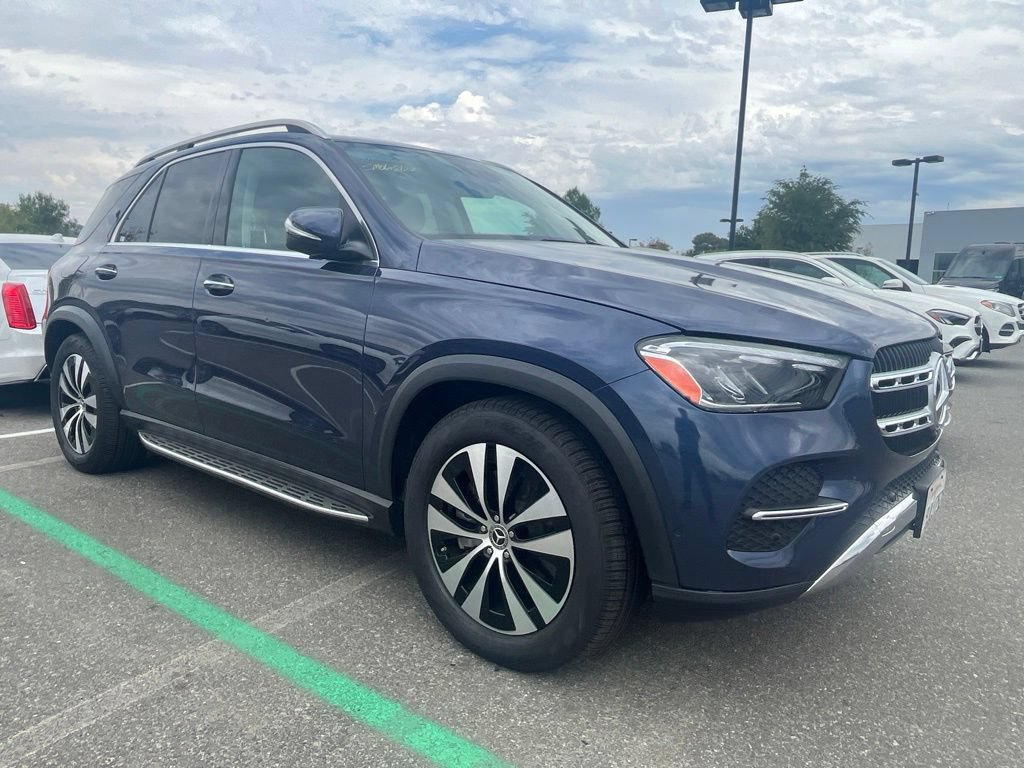 Certified 2024 Mercedes-Benz GLE 450 4MATIC image 2