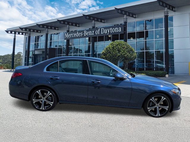 Used 2025 Mercedes-Benz C 300 Sedan image 3