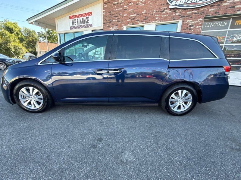 Used 2016 Honda Odyssey SE image 8