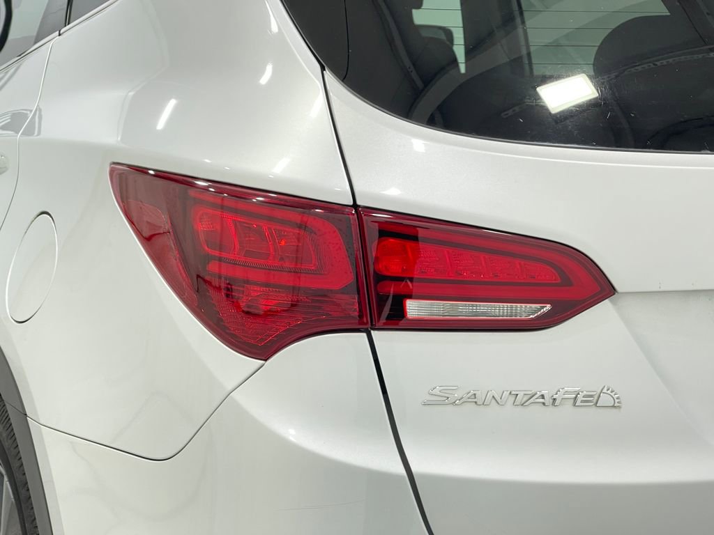 Used 2018 Hyundai Santa Fe Sport w/ 2.0T Ultimate Tech Package 05 image 36