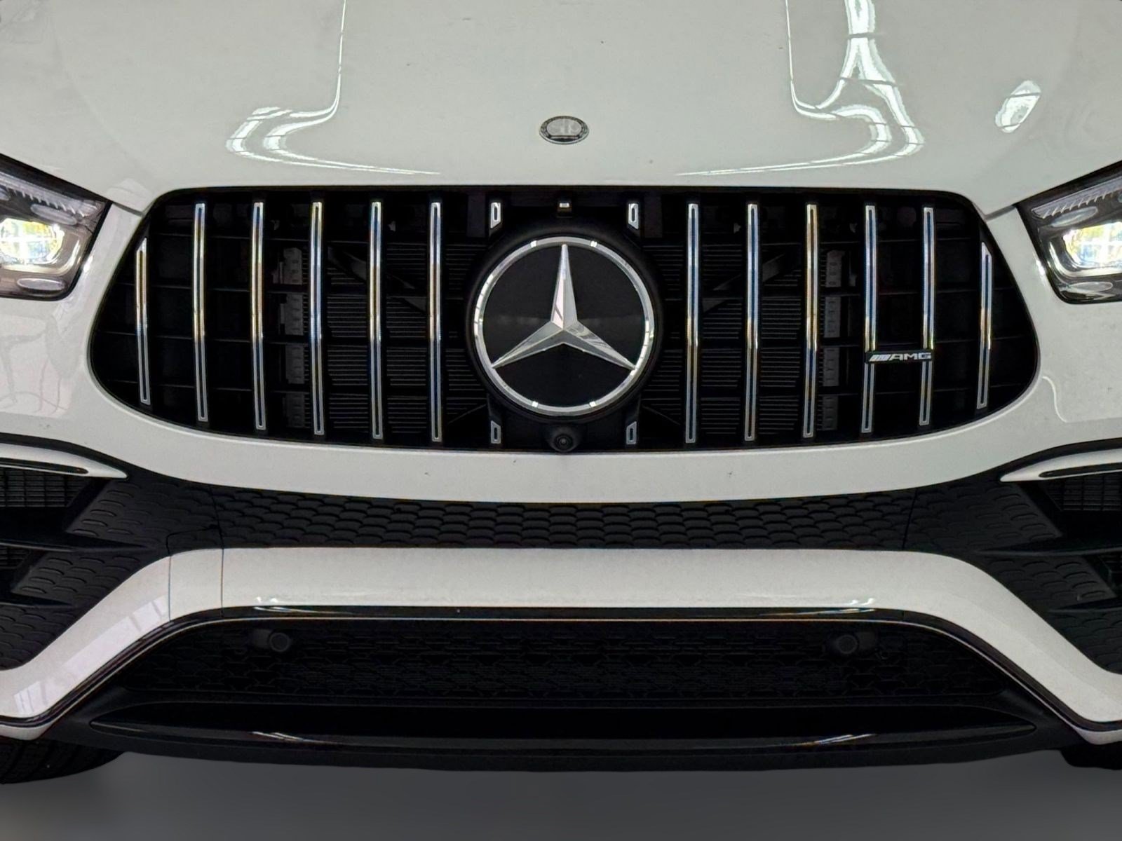 New 2026 Mercedes-Benz GLE 63 AMG S image 21