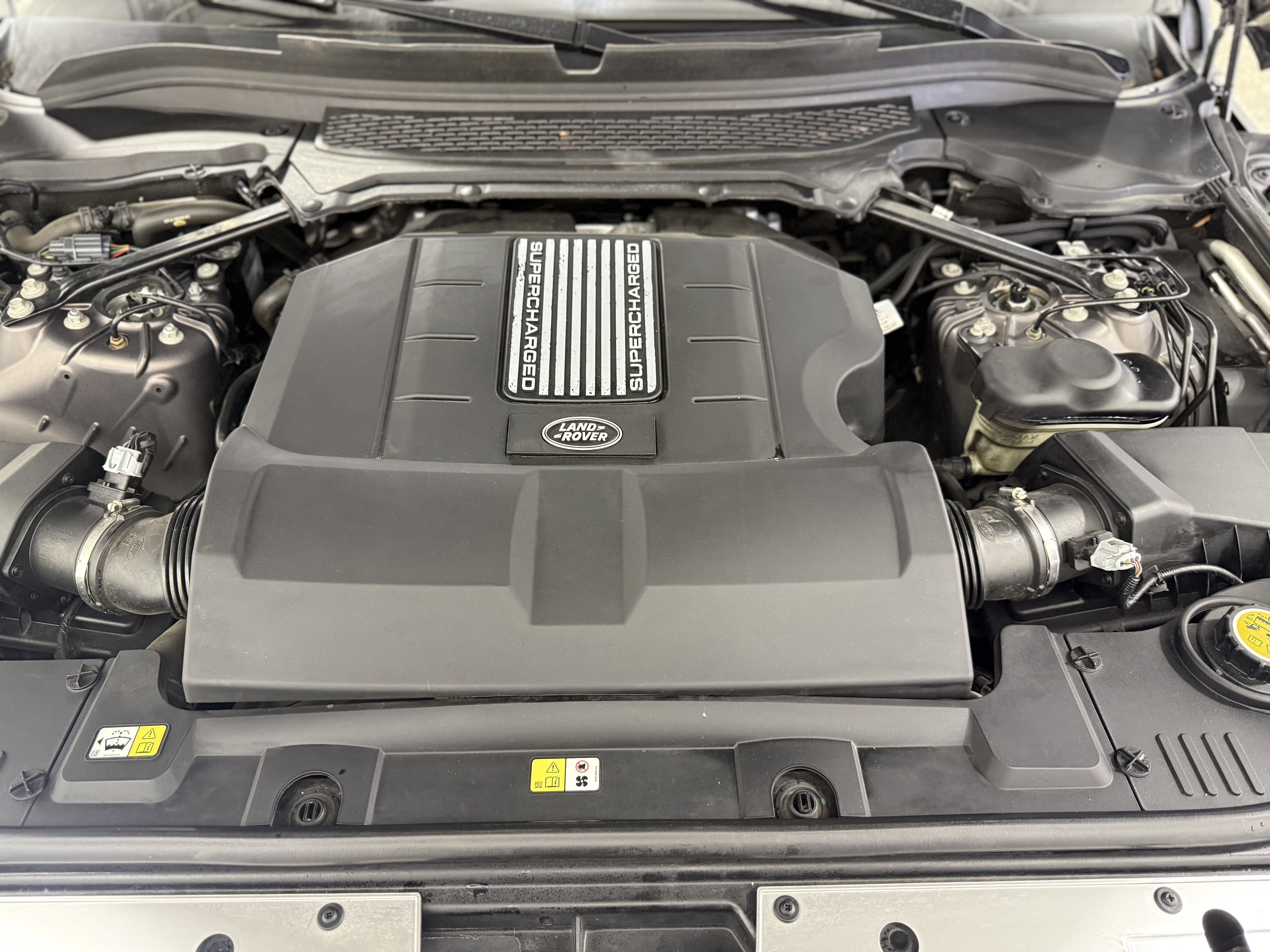 Used 2017 Land Rover Range Rover Supercharged image 27