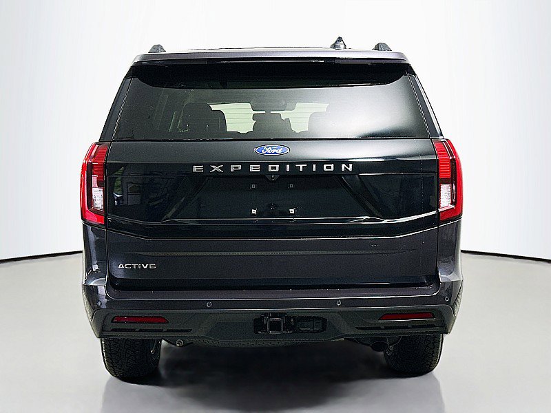 New 2025 Ford Expedition Active image 5