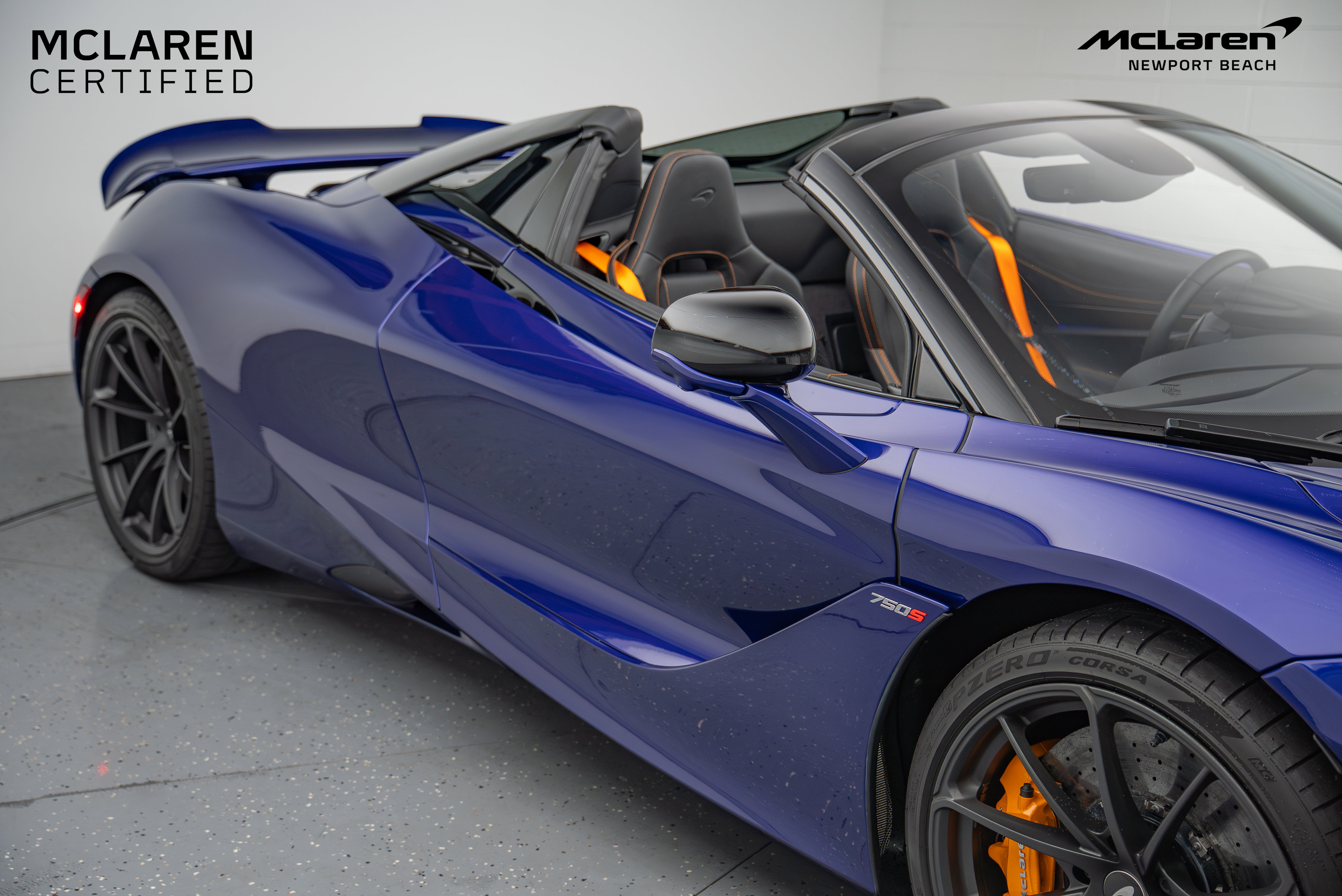 Used 2025 McLaren 750S Spider RWD image 22