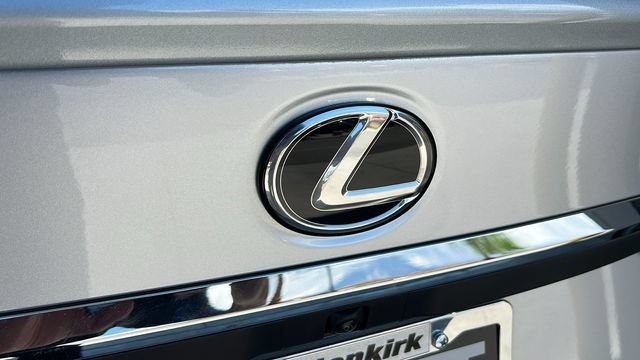 Used 2025 Lexus ES 300h w/ Premium Package FWD image 21
