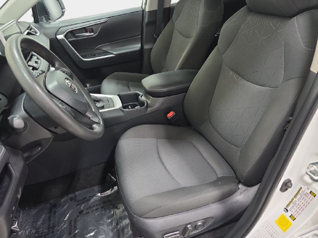 Certified 2025 Toyota RAV4 XLE AWD/4WD image 11