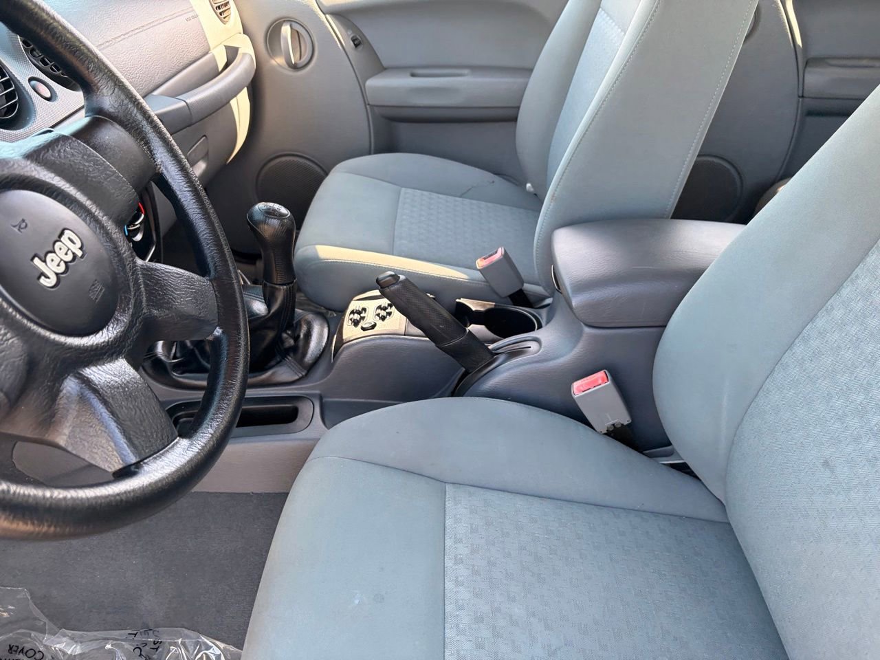Used 2006 Jeep Liberty Sport RWD image 17