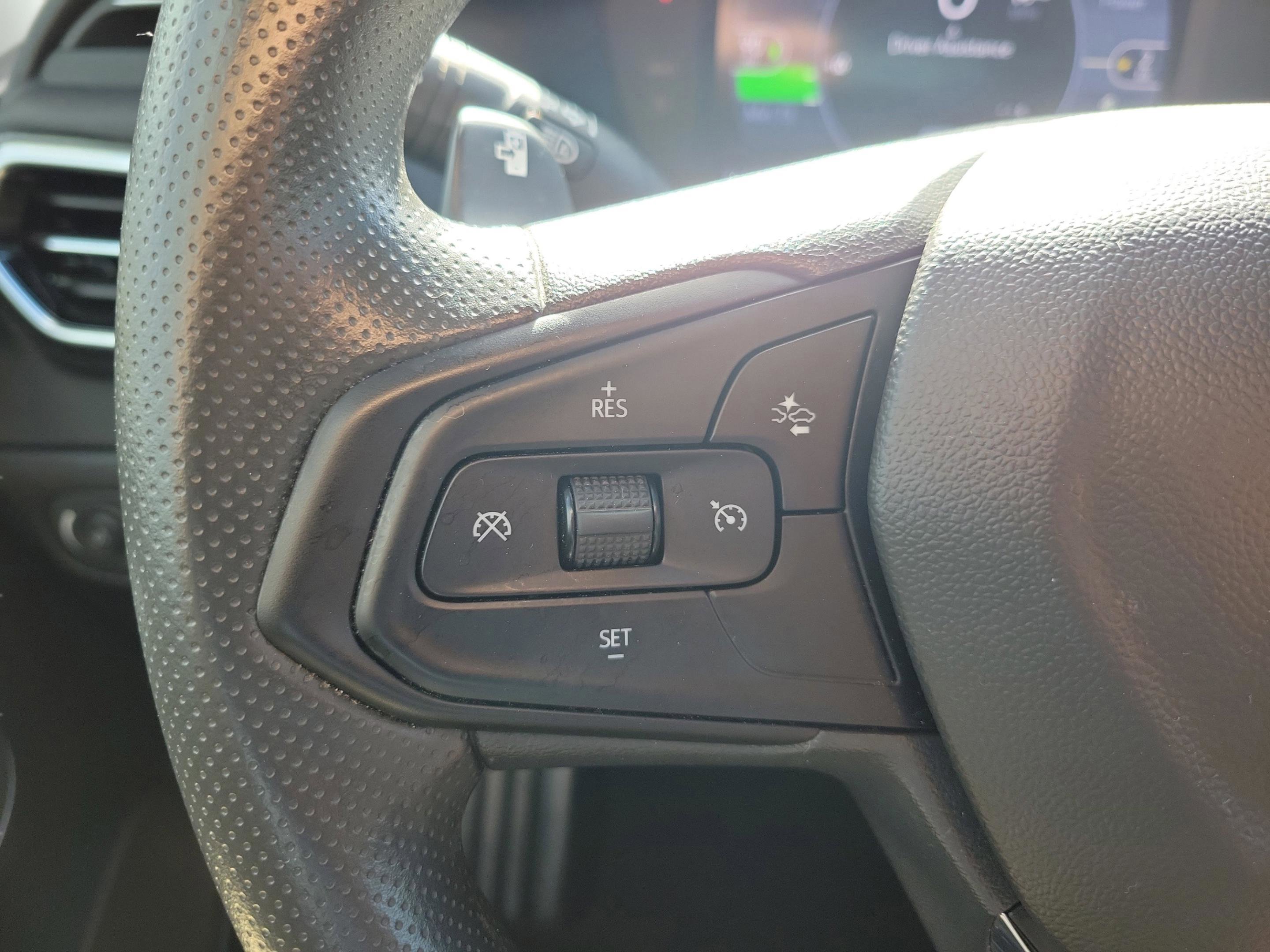 Used 2023 Chevrolet Bolt LT image 19