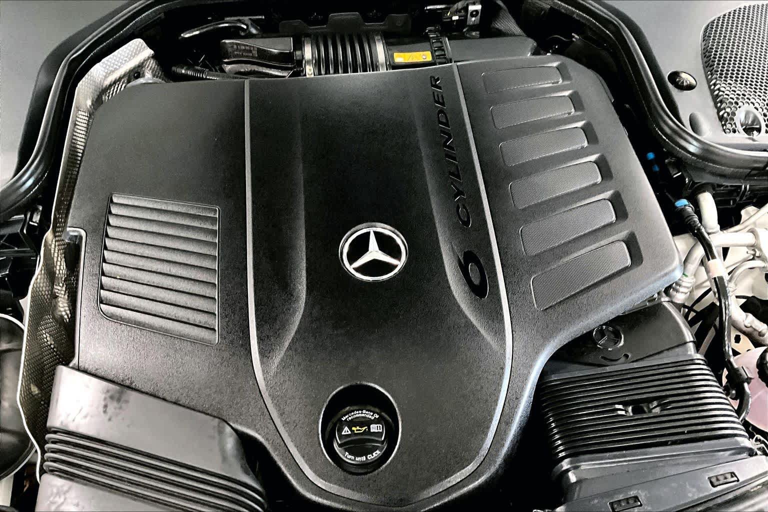 Used 2023 Mercedes-Benz E 450 4MATIC Cabriolet image 31