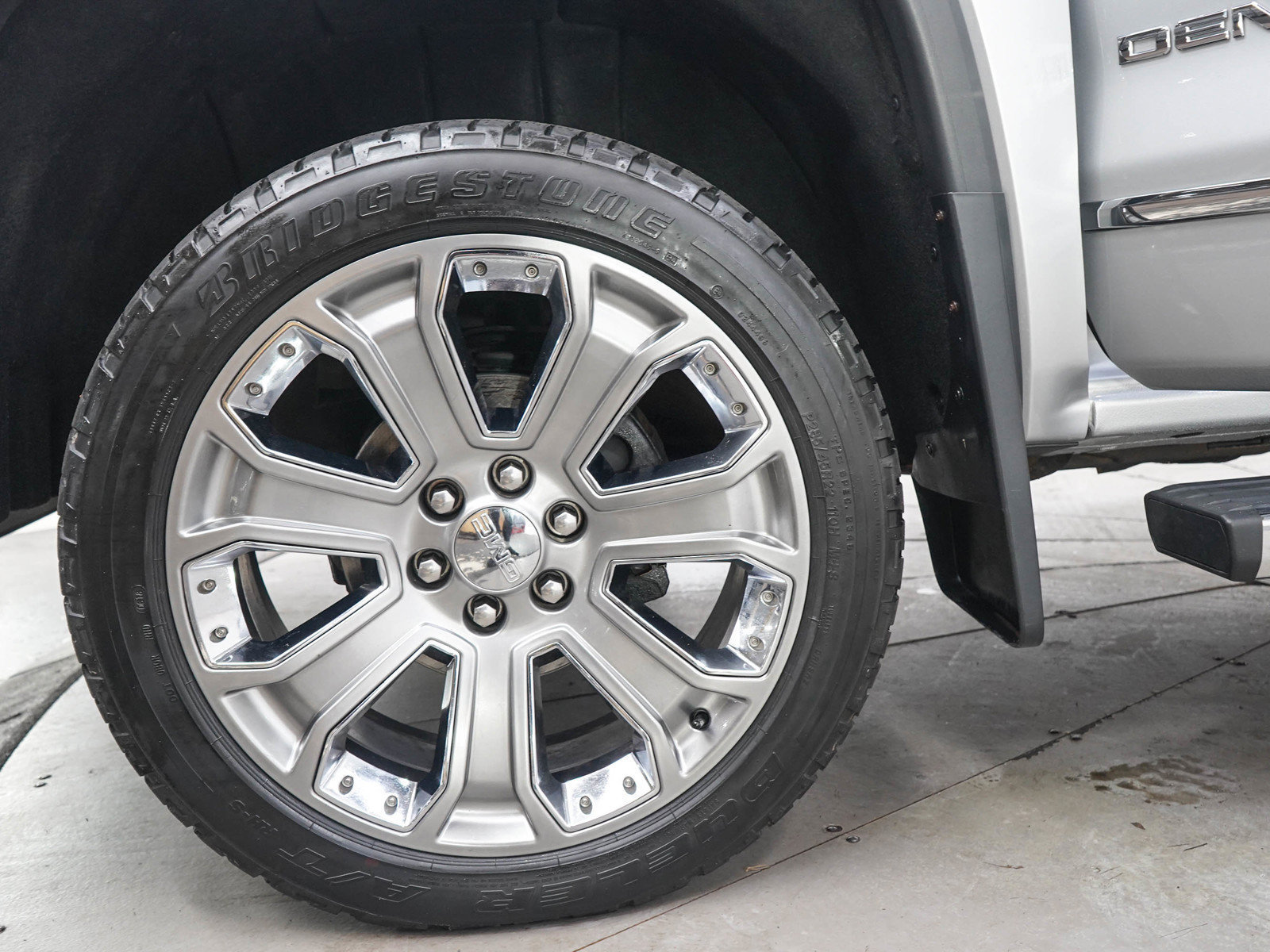 Used 2018 GMC Sierra 1500 Denali w/ Denali Ultimate Package AWD/4WD image 30