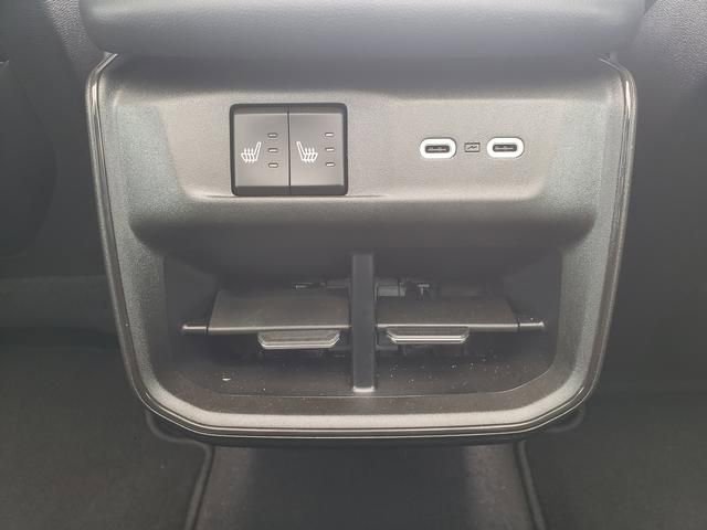 Used 2024 Dodge Charger R/T Scat Pack w/ Plus Group image 13
