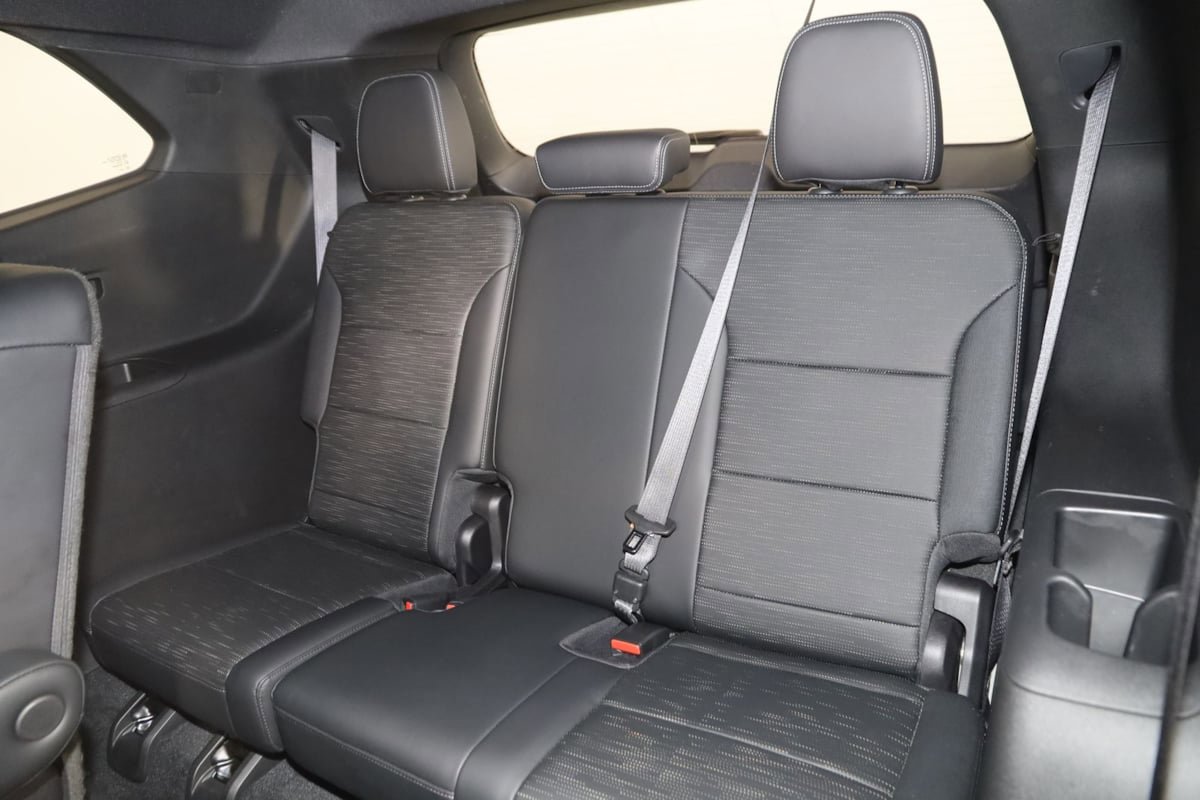 Used 2025 Buick Enclave Sport Touring FWD image 49