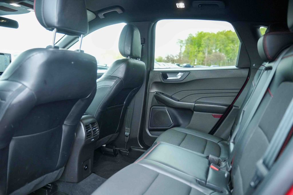 Used 2023 Ford Escape ST-Line w/ Tech Pack #1 AWD/4WD image 24