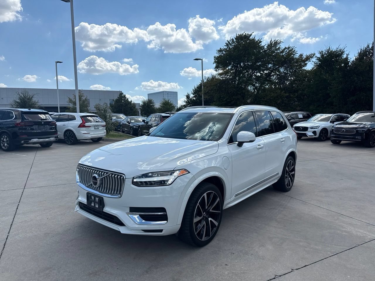 Used 2022 Volvo XC90 T8 Inscription Expression