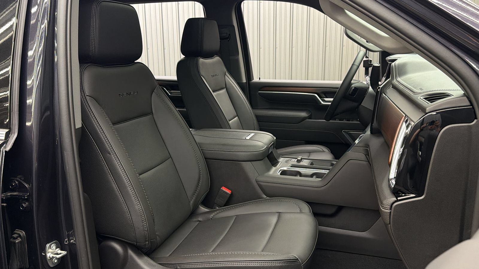 Used 2026 GMC Sierra 2500 Denali w/ Denali Reserve Package AWD/4WD image 41